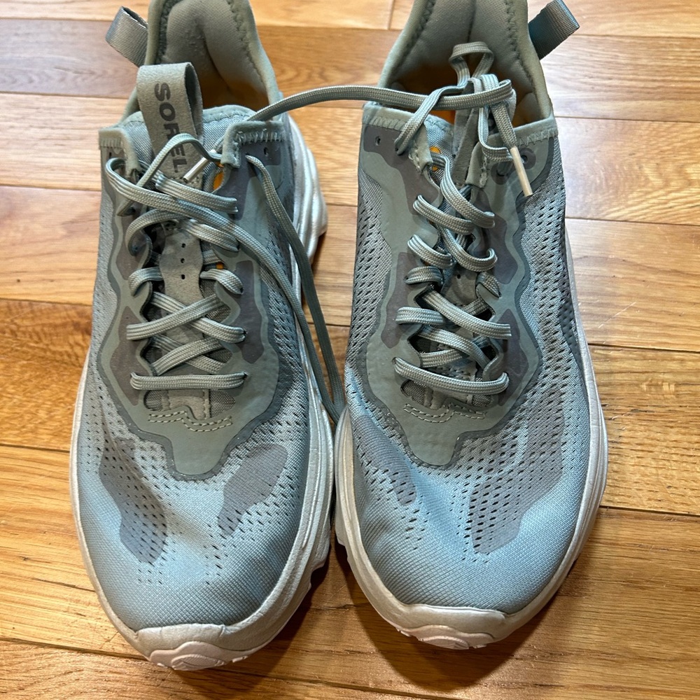 Sorel Kinetic Breakthru Shoes